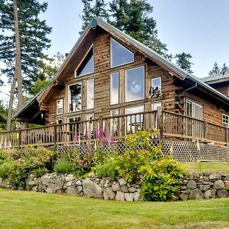 Log Home On Lopez-Spencer Spit Port Stanley Extérieur photo