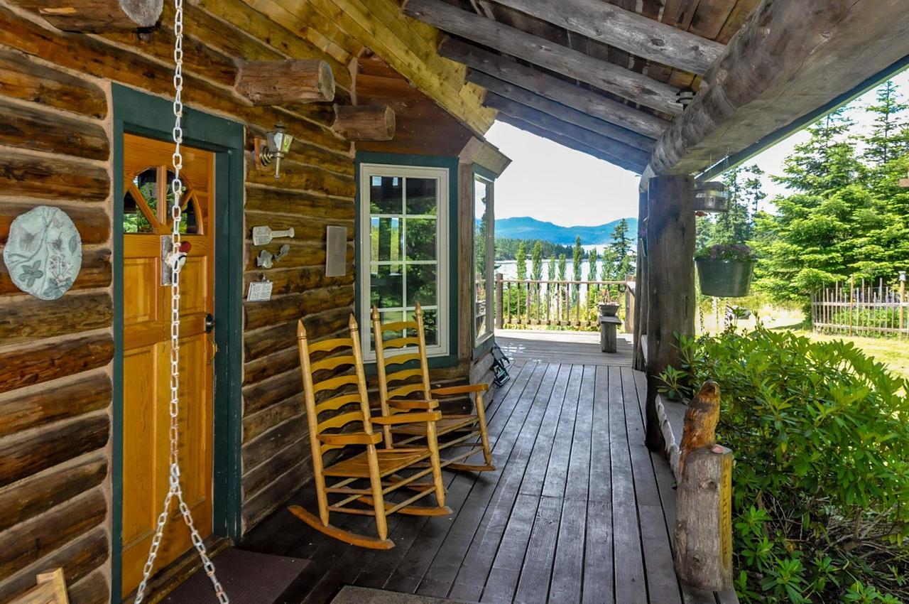Log Home On Lopez-Spencer Spit Port Stanley Extérieur photo