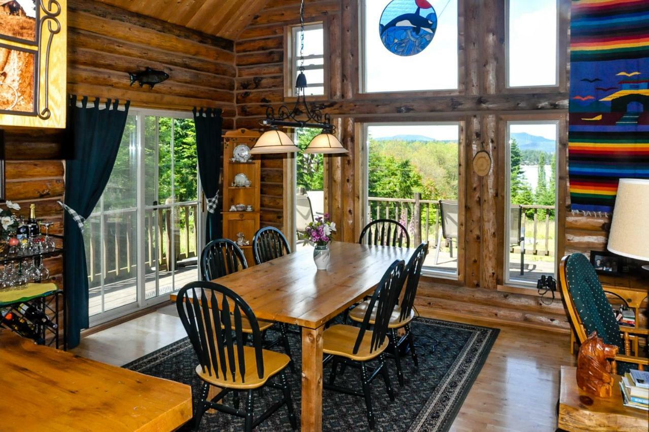 Log Home On Lopez-Spencer Spit Port Stanley Extérieur photo
